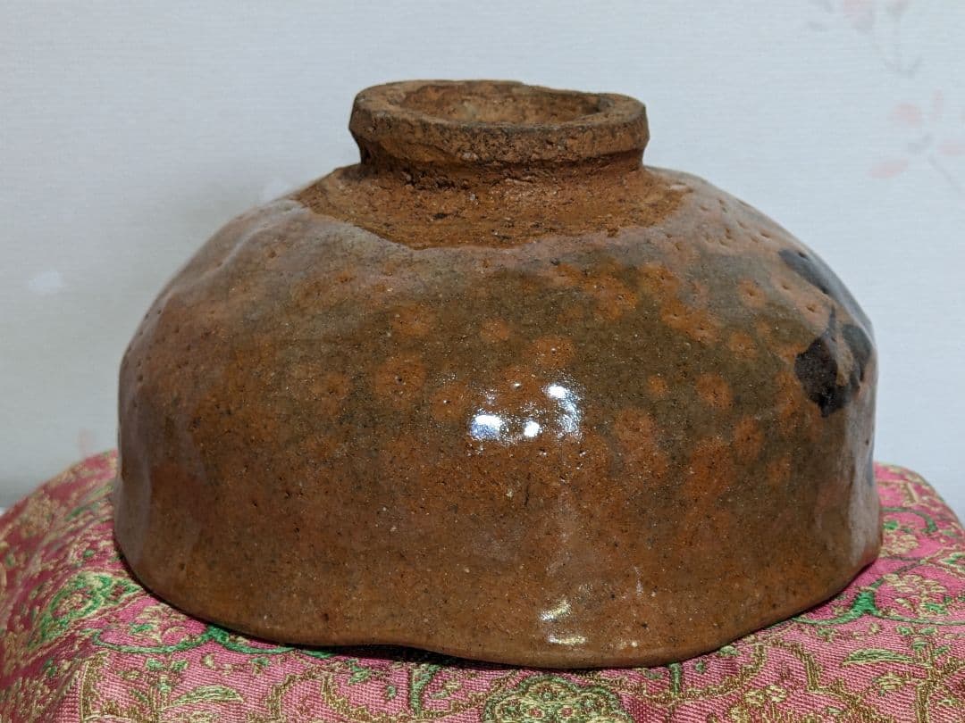 ♦古格 茶道具 手捏ね 手捻り 抹茶碗 時代物 古美術品 銀化現象 骨董品