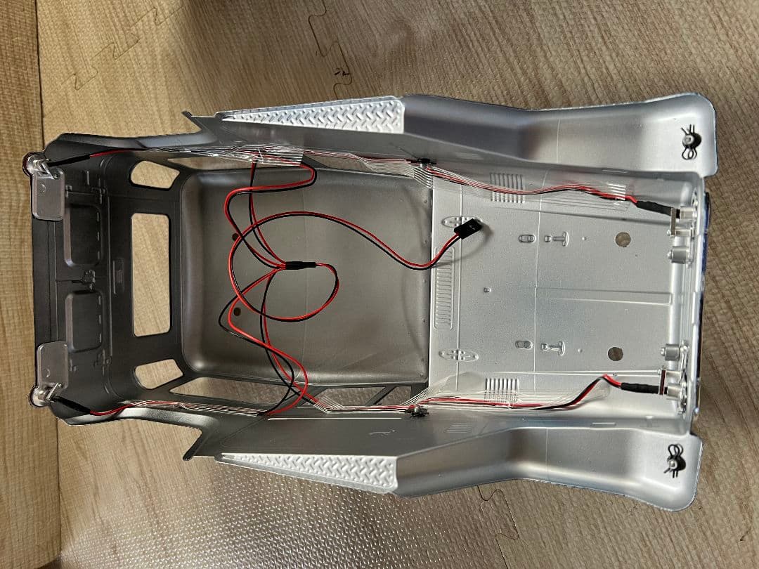 タミヤ CR01（4WS）（LED付き）