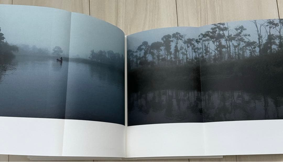 【極美品！サイン署名印あり！初版！】低空飛行　この国のかたちへ 原研哉