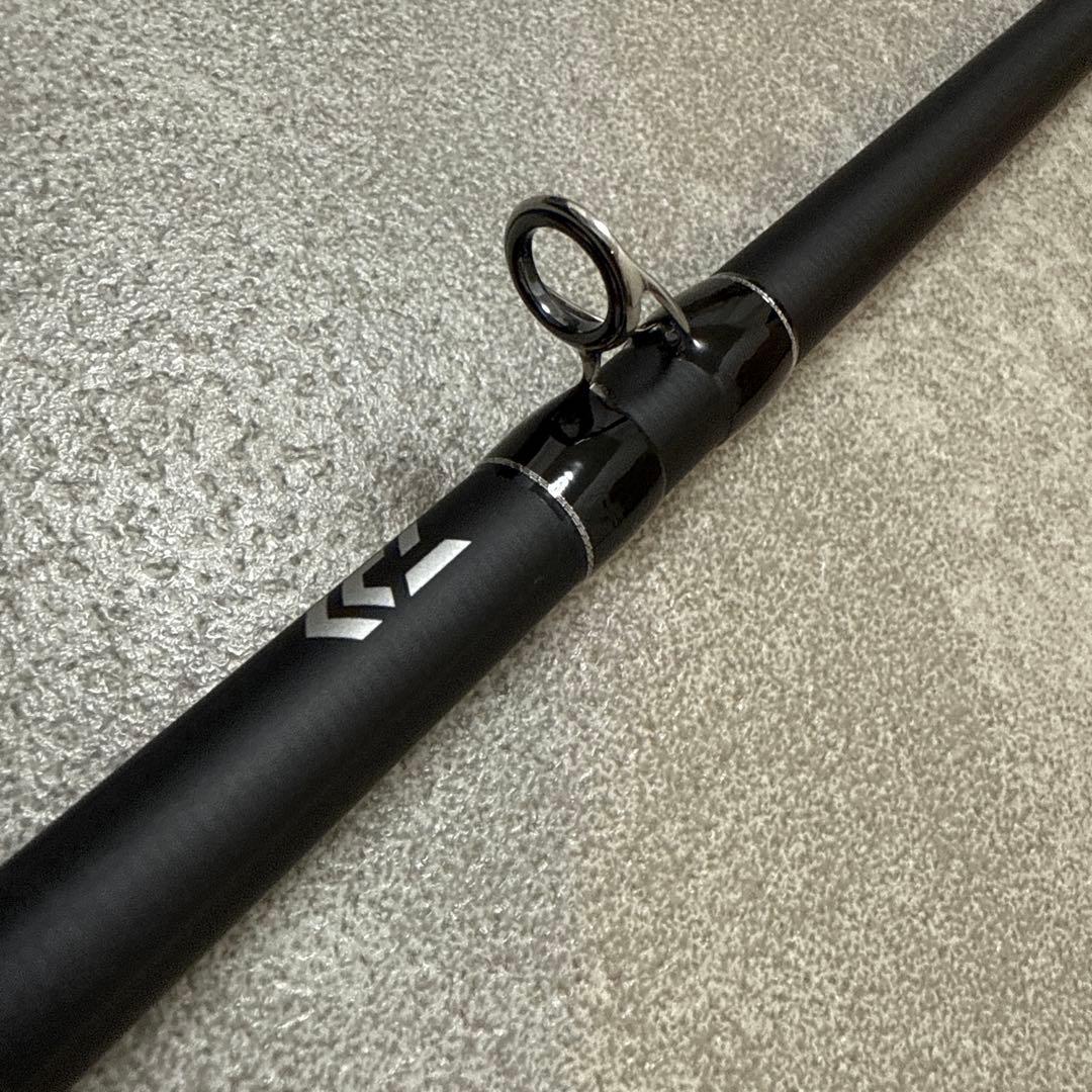 バス太郎さん【超美品】ダイワ　25ブラックレーベルC74H