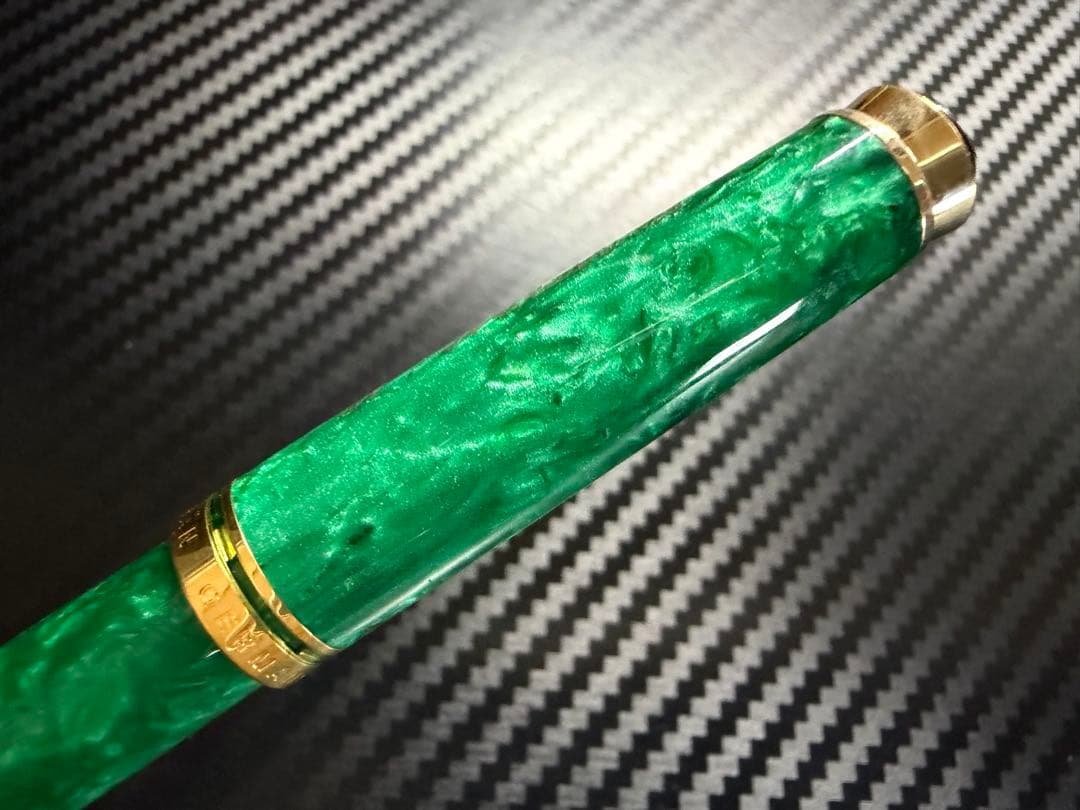 未使用に近い ペリカン スーベレーン M320 グリーン F 細字 万年筆