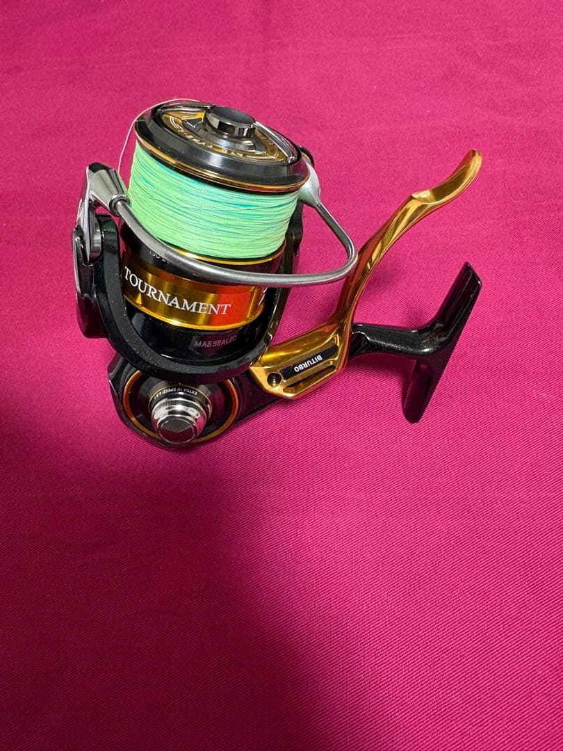 ダイワ トーナメント ISO 2500XH-LBD レバーブレーキ