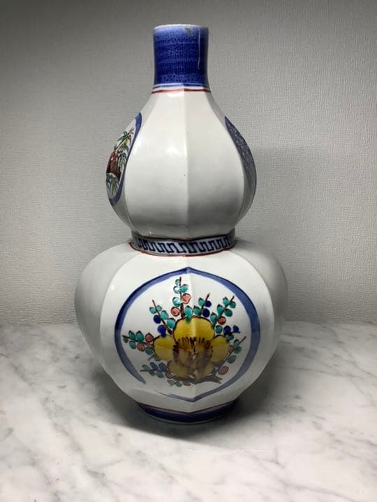 「お値下げ」九谷焼　三代　浅蔵五十吉作　瓢形酒瓶