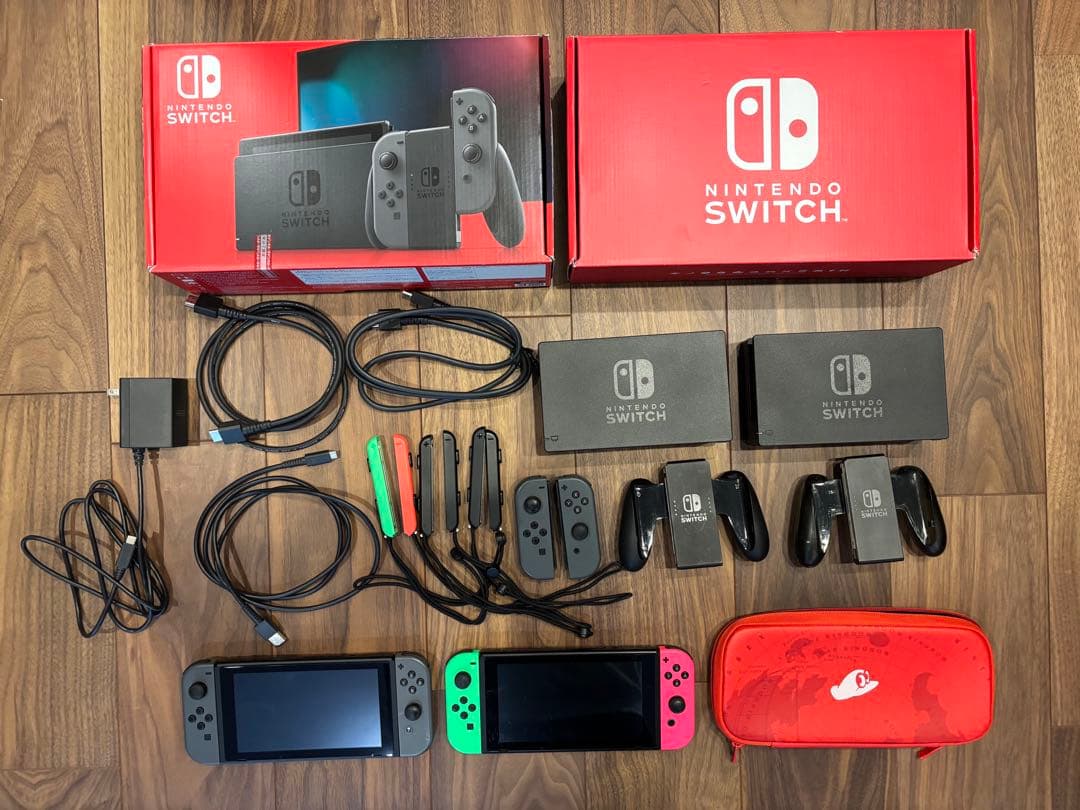 スイッチSwitch 本体2個セット（電源一つ欠品、コントローラー若干不良あり）