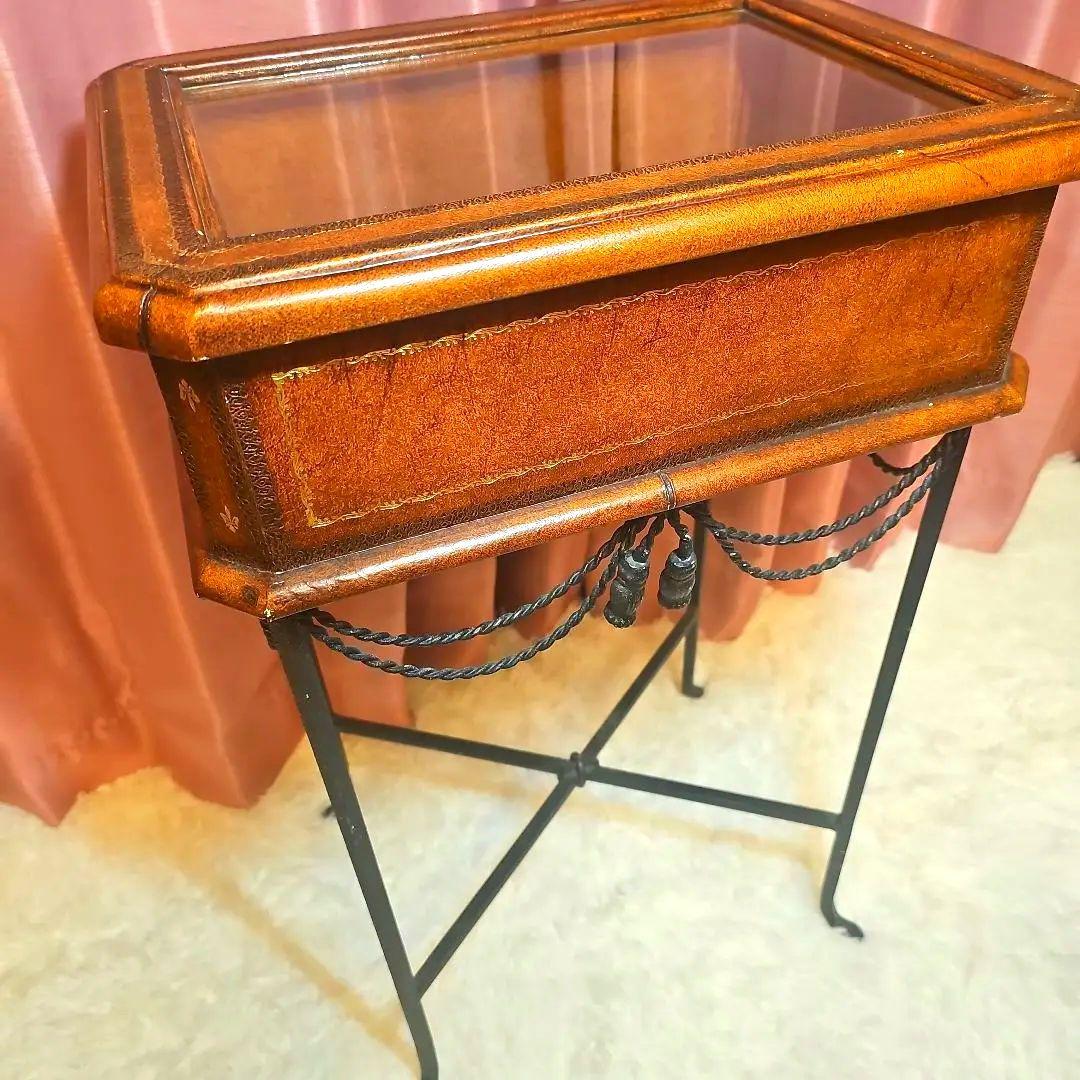 こちらの商品も早い者勝ち！　ヴィンテージ　アンティーク家具　キュリオケース