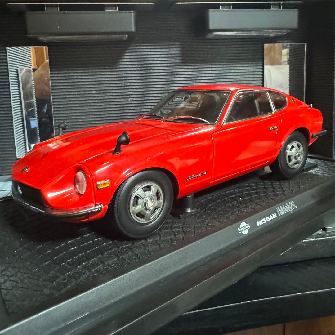 絶版 未展示品 京商 1/18 フェアレディZ-L(RED)