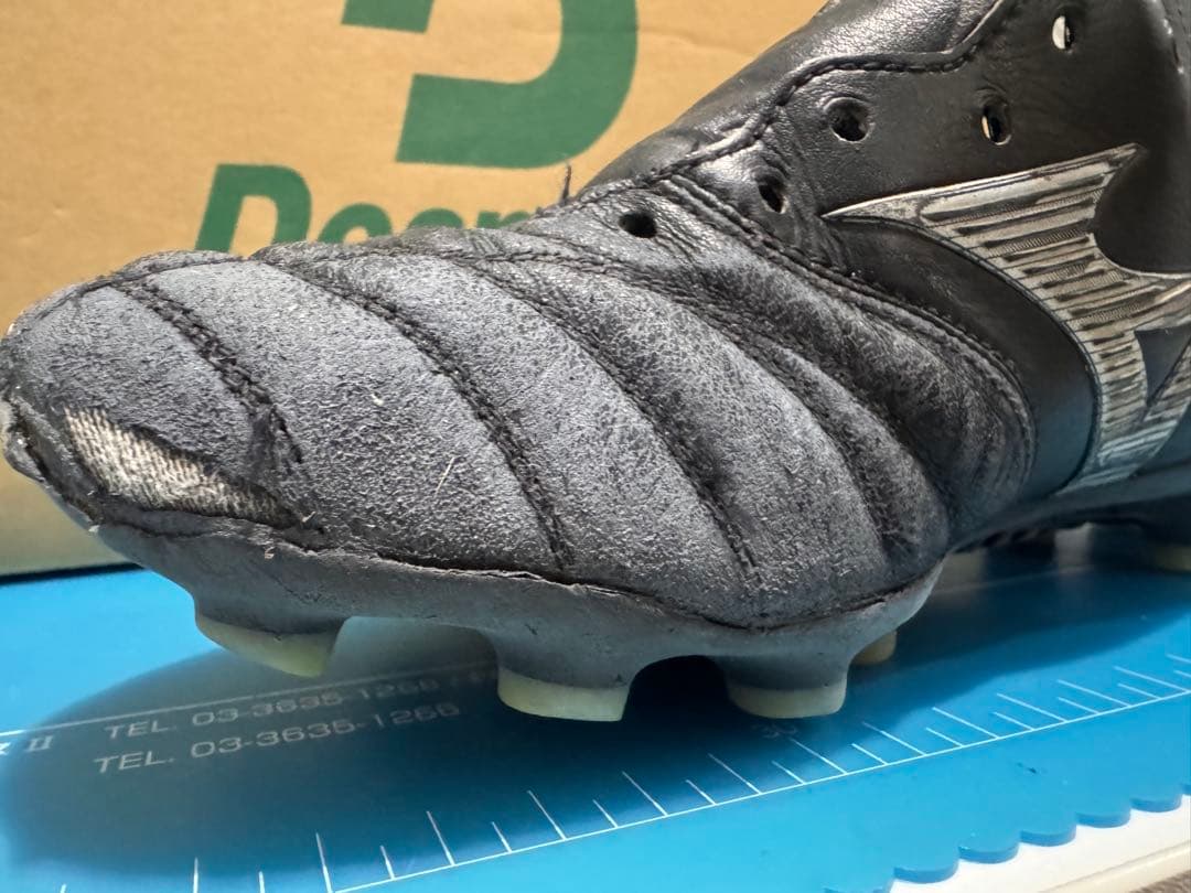 ミズノ　モレリア Neo 4中古サッカーシューズ　24.5cm