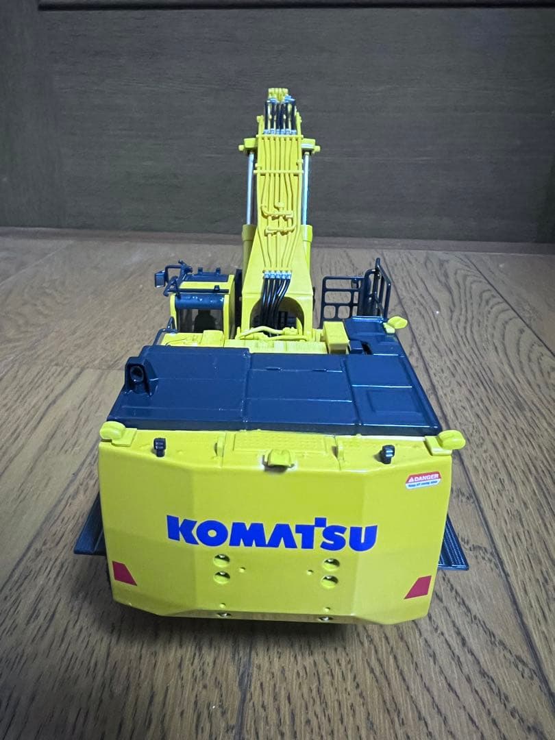 コマツ ミニチュア　pc900LC-11 1/50