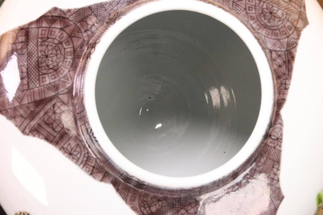 第５回　伝統九谷焼工芸展　出品作　西田吉勝（翆松）作　鳥紋壺　飾り壷　BE379