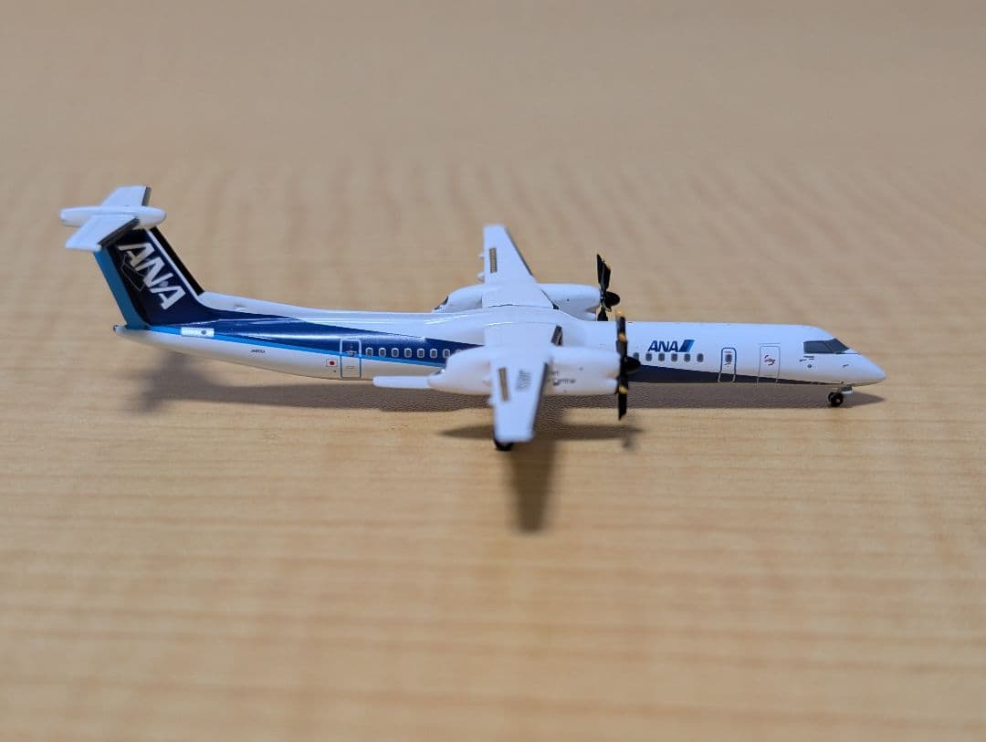 航空機・ヘリコプター ANA DHC-8-402Q Dash 8 JA855A