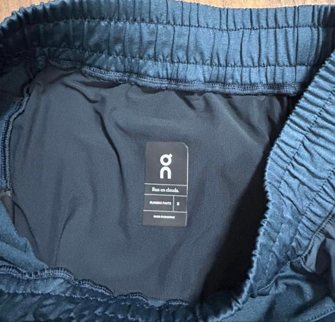 On ランニングパンツ　ウィメンズ S（最終値下げ）