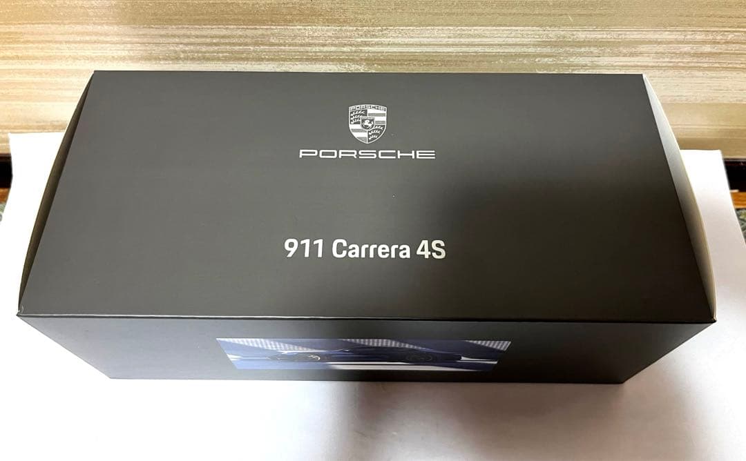 PMA 1/18 ポルシェ 911 992 カレラ 4S 2019 ブルー