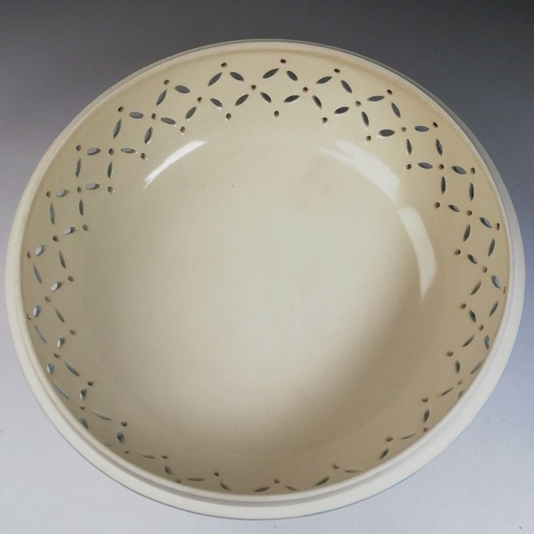 Ｔ７１０　喰籠　『色絵　七宝透　食篭』『嵯峨野窯　紫香 造』共箱　菓子器　茶道具