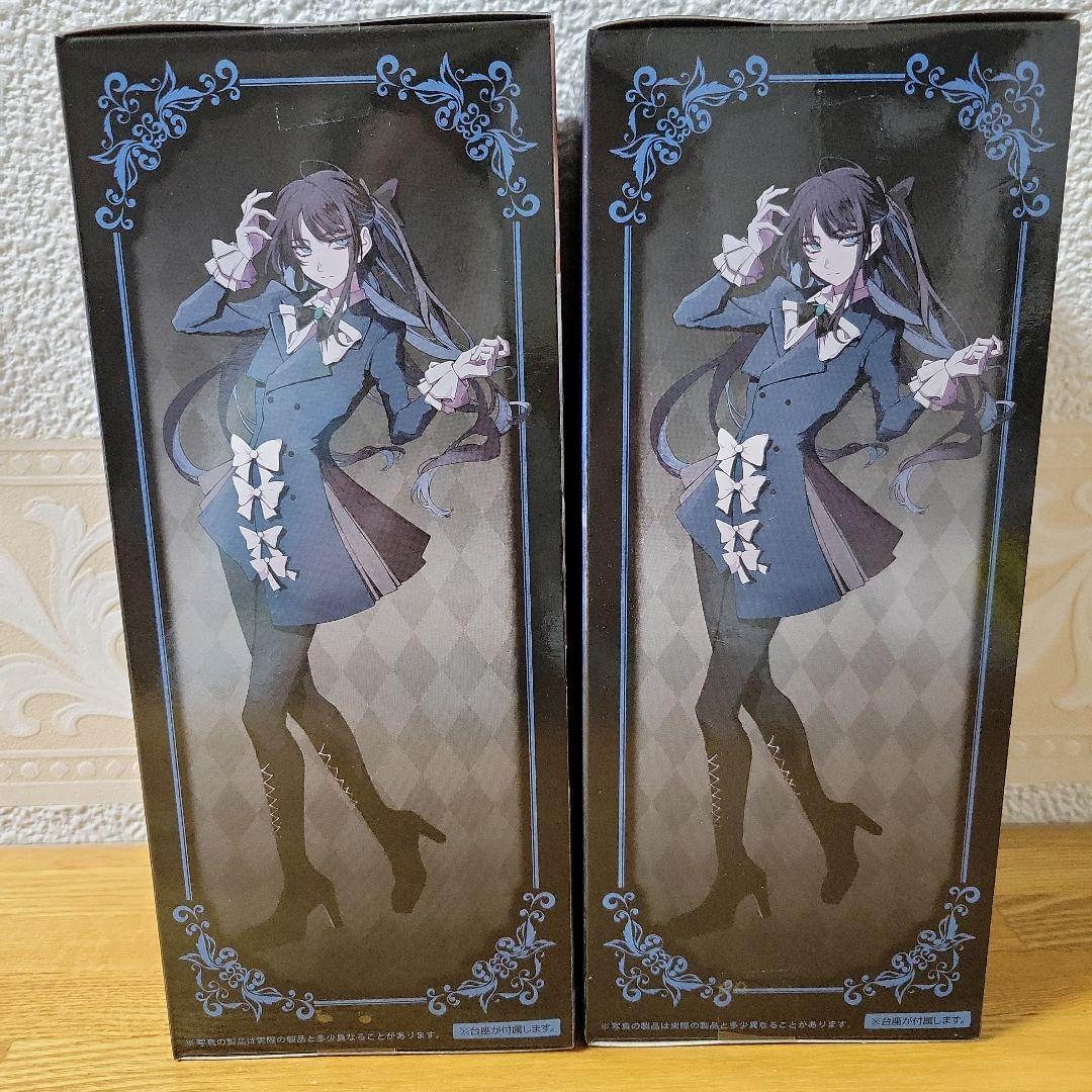 Ado フィギュア Winter ver.2個セット【美品】