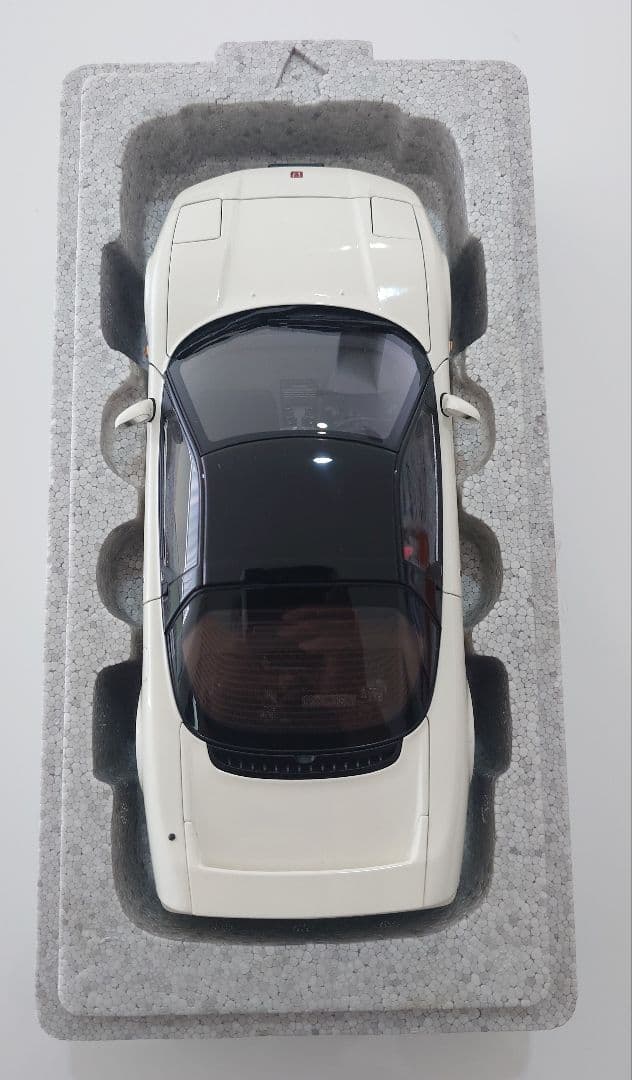 【稀少】 NSX タイプR 1/18 【AUTOART】