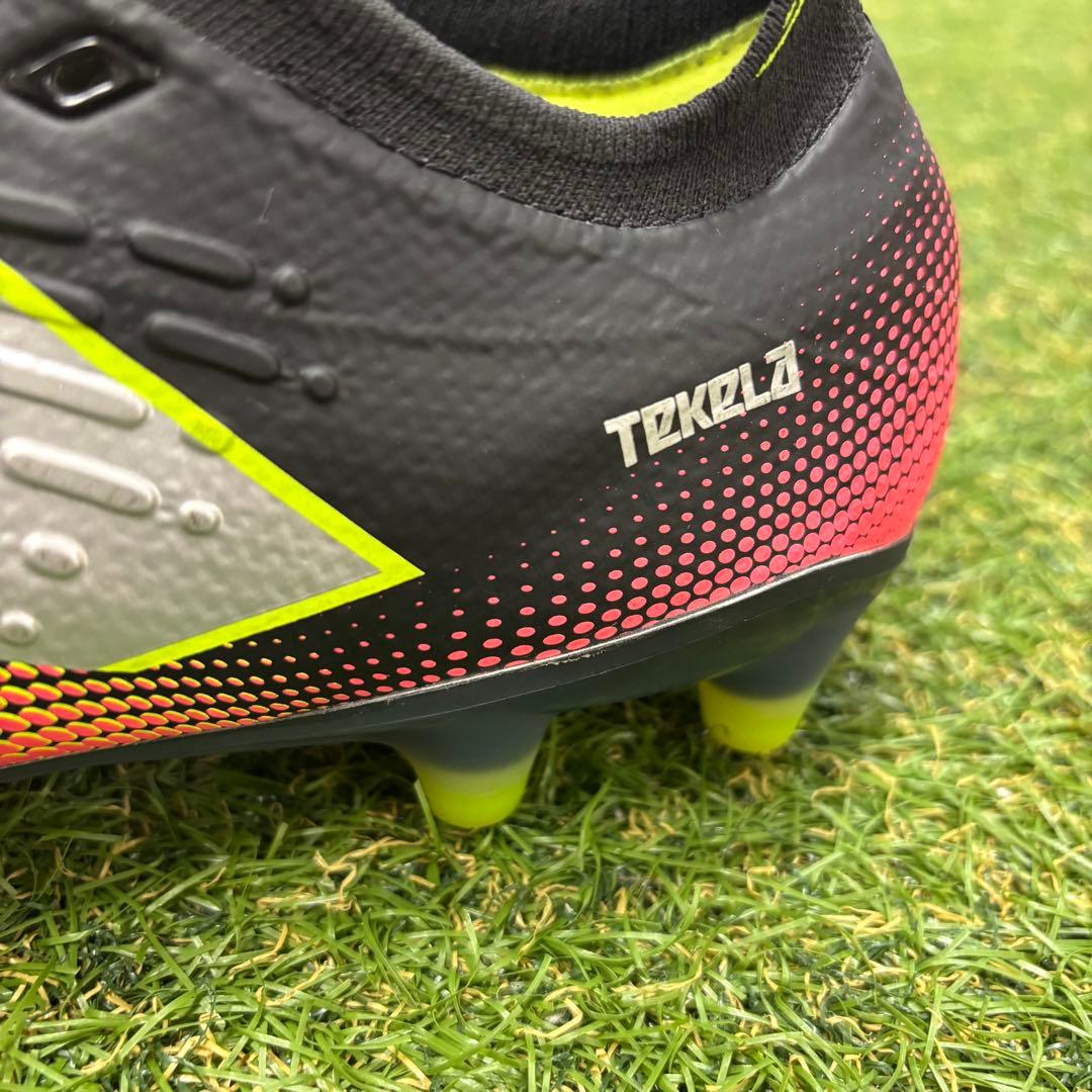 【即日発送 美品】New Balance TEKELA V4+ PRO HG