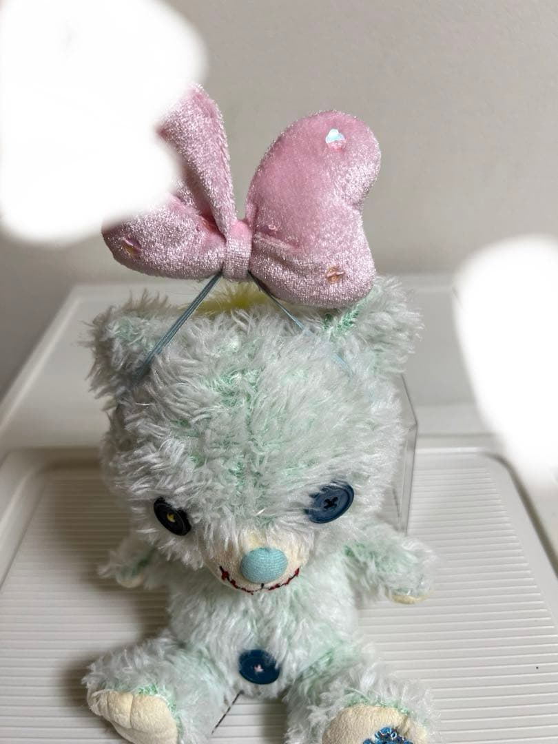 ユニベアシティのぬいぐるみ、ぬいぐるみバッチのセット（ブルー、パイ、バニラ）