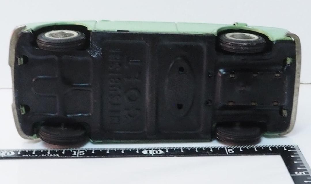 萬代屋【三菱コルト デラックス黄緑ミラー欠ホイル1個交換】フリクション ブリキ製