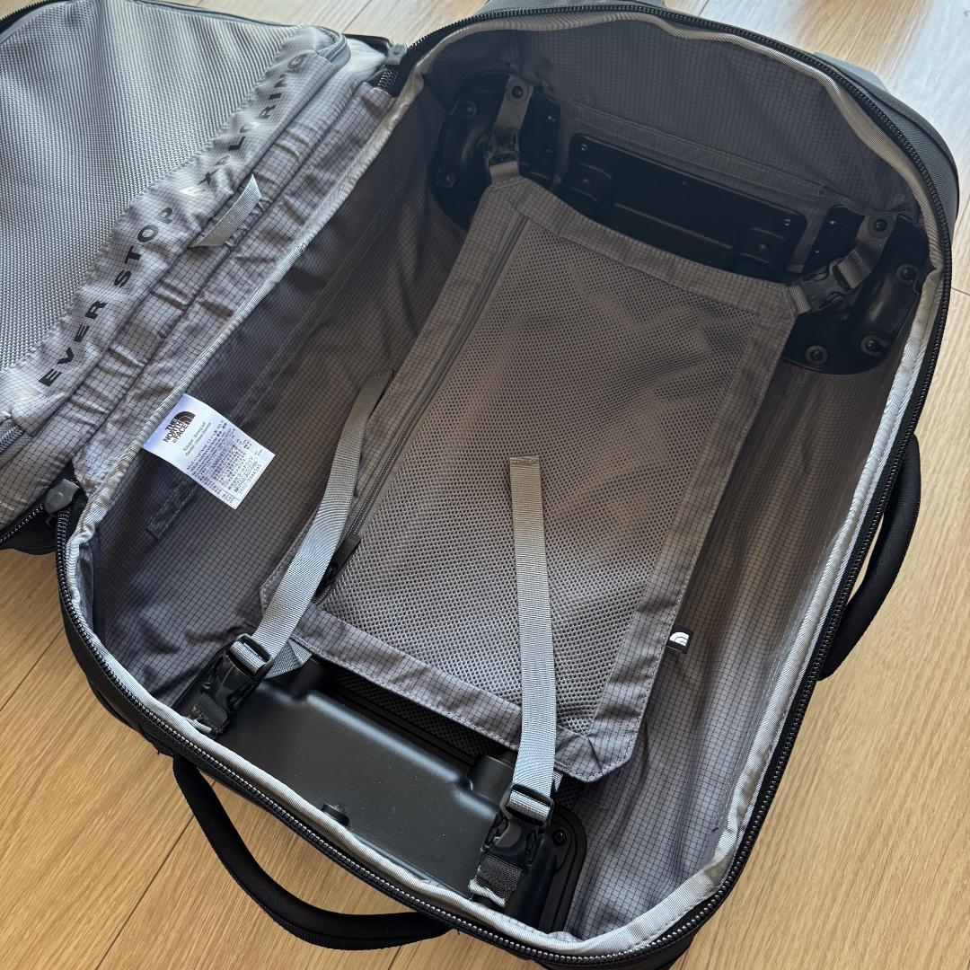 ザノースフェイス ベースキャンプローリングサンダー22インチ