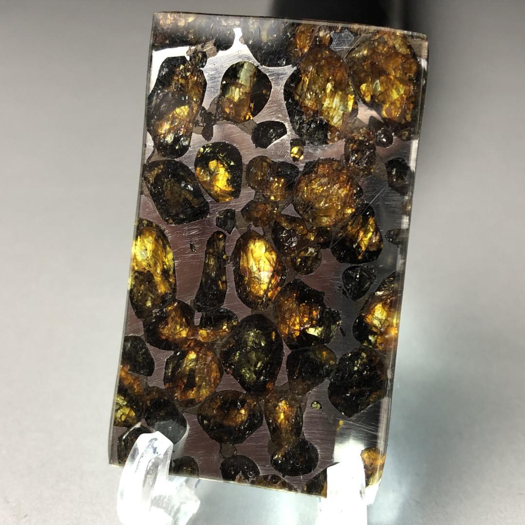 5*☆様 パラサイト隕石 隕石　石鉄隕石　セリコ隕石 美品　重さ約9ｇ　ケース付