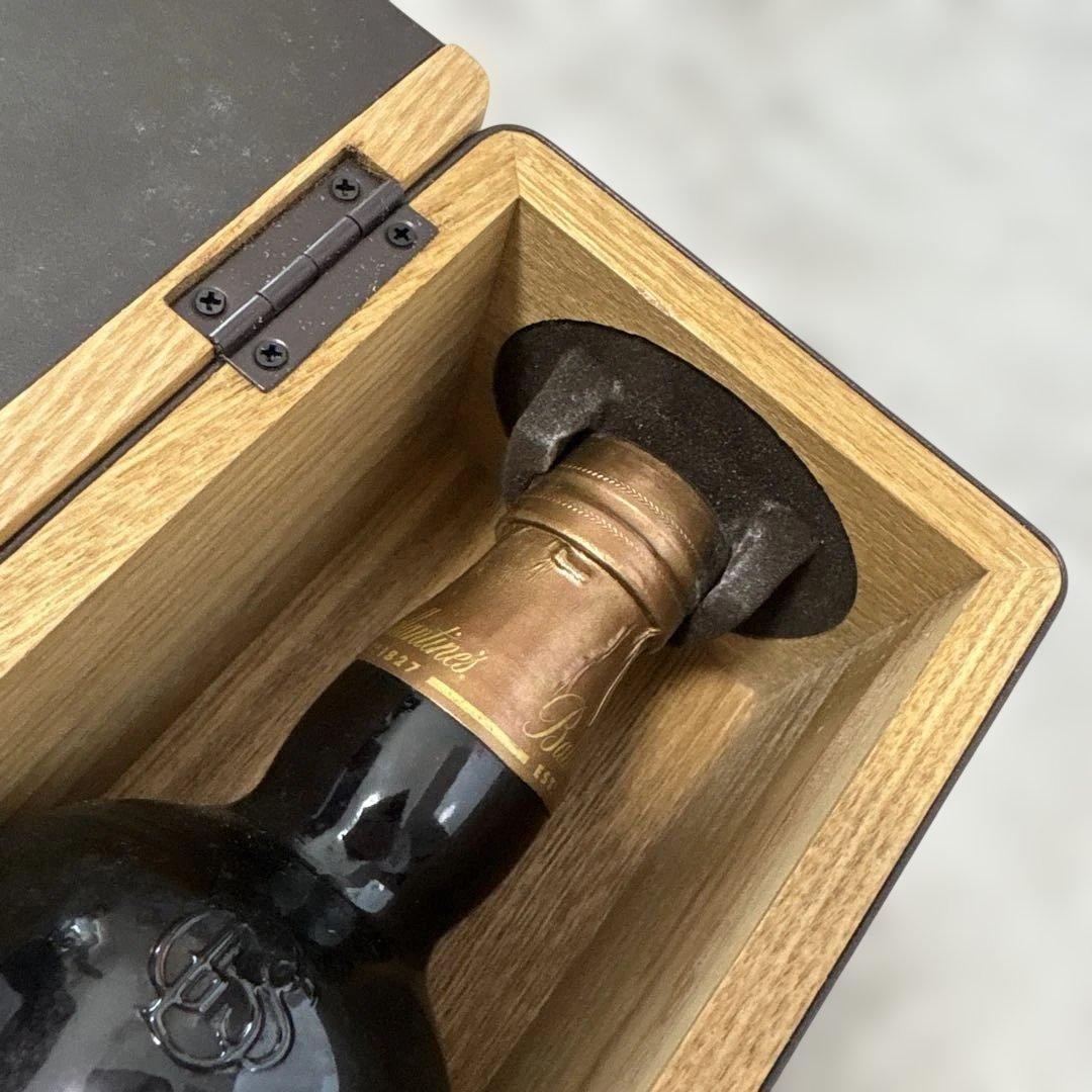 Ballantine's 30年 ブレンデッドスコッチウイスキー 木箱入り