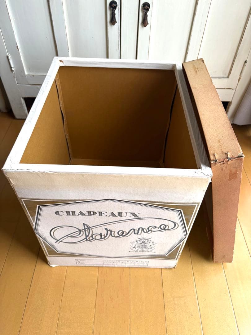 ♡ フランスアンティーク　ハットボックス　レアサイズ　レタリング　帽子ケース