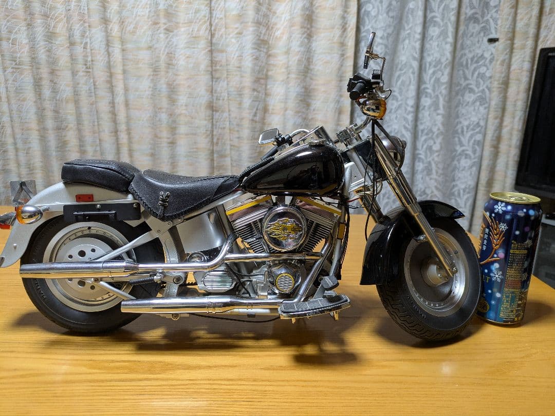 デカい! ハーレー FatBoy 1/4 デアゴスティーニ完成品 直せる方!