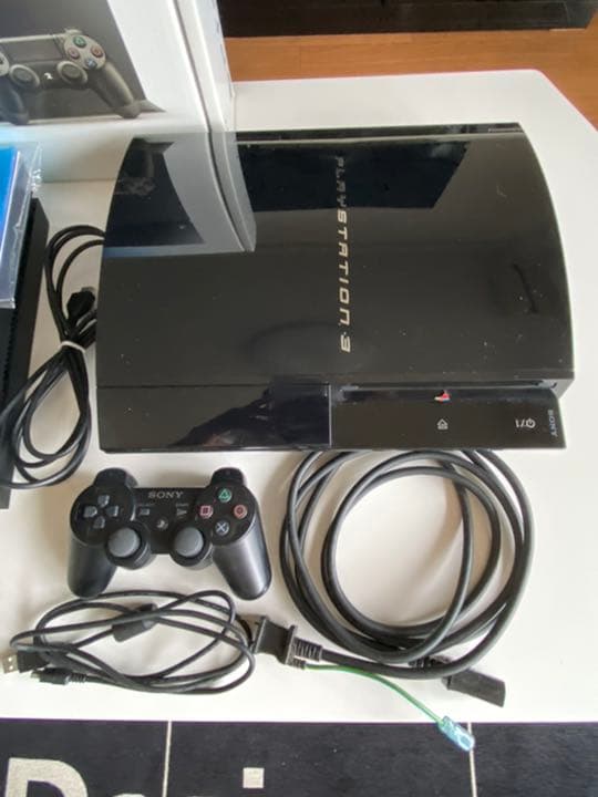 ☆値下げ！☆ PS4本体 /PS3本体/PlayStation4