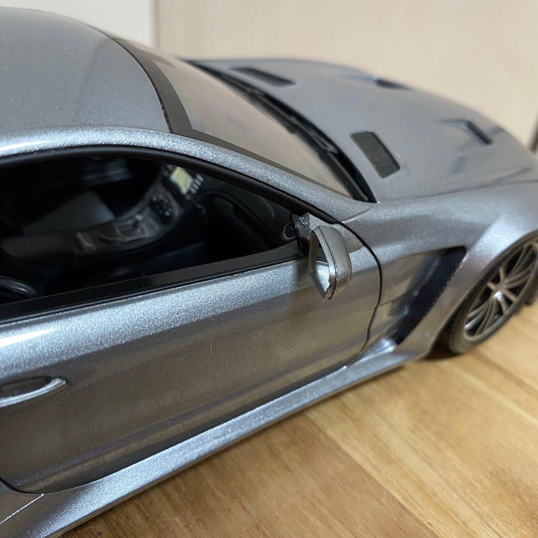 ミニカー 1/18 Mercedes Benz SL65 AMG Black Series