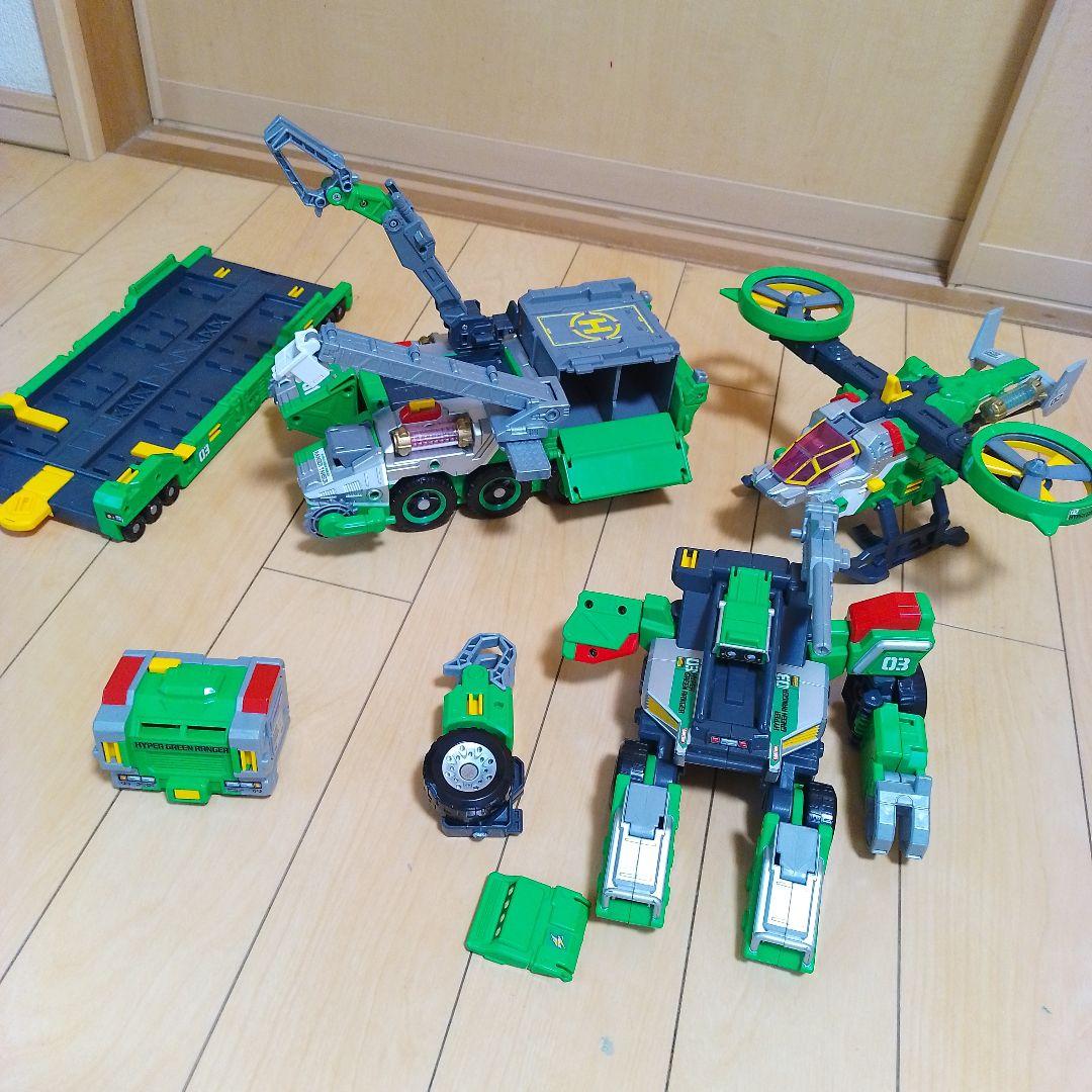 トミカ　 ハイパーグリーンレンジャー3号 レンジャートレーラー ハイパーシリーズ