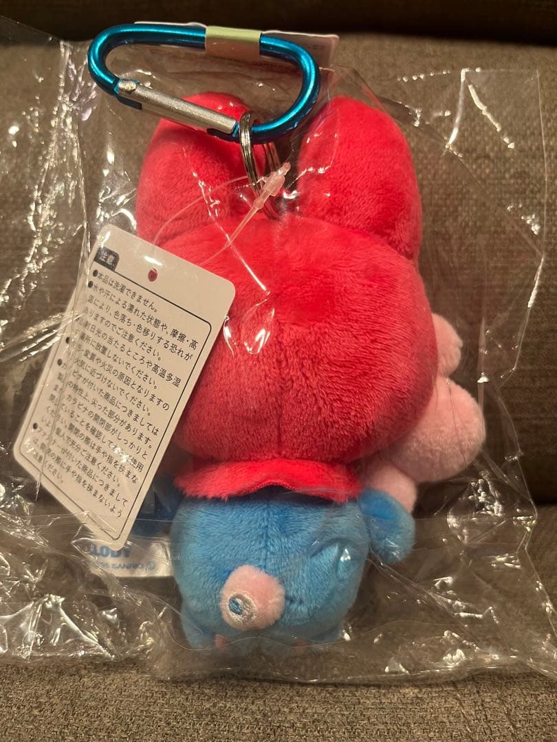 サンリオ　マイメロディ　ミャクミャク　万博　カラビナ付き