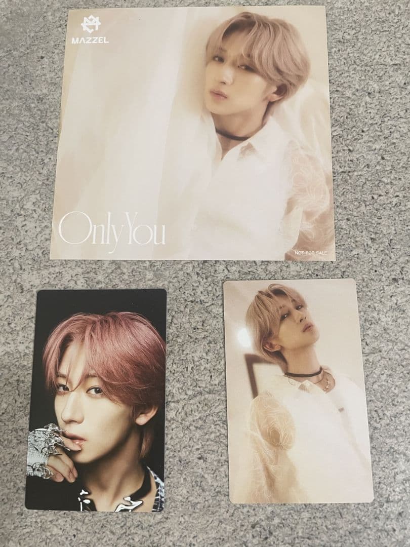 MAZZEL ROOM　まぜべや　キーホルダー　NAOYA　ナオヤ　カード３枚