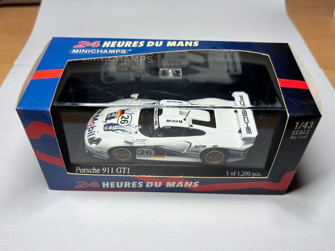 ミニカー Porsche 911 GT1 (Le Mans 1997) (1/43)
