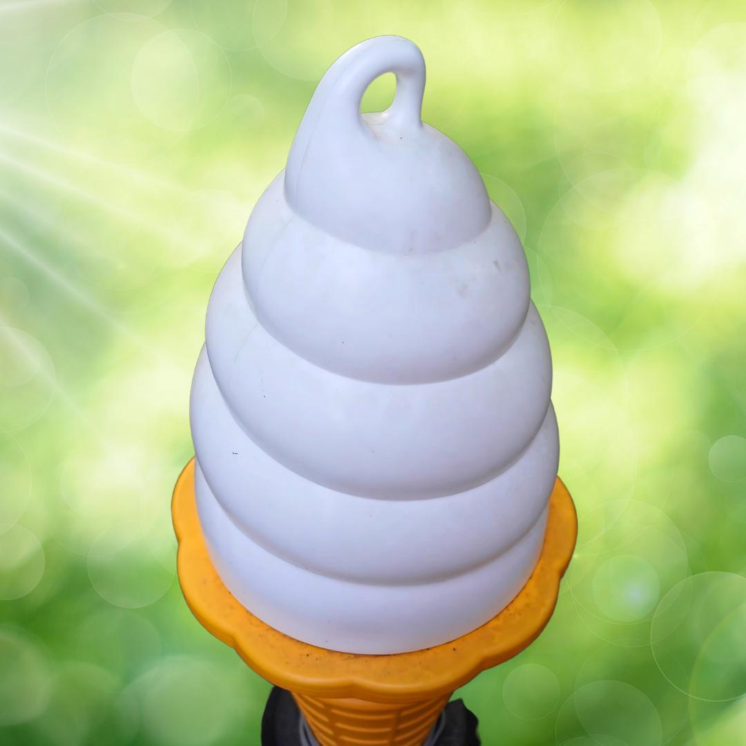 ソフトクリームスタンド照明（スジャータ）