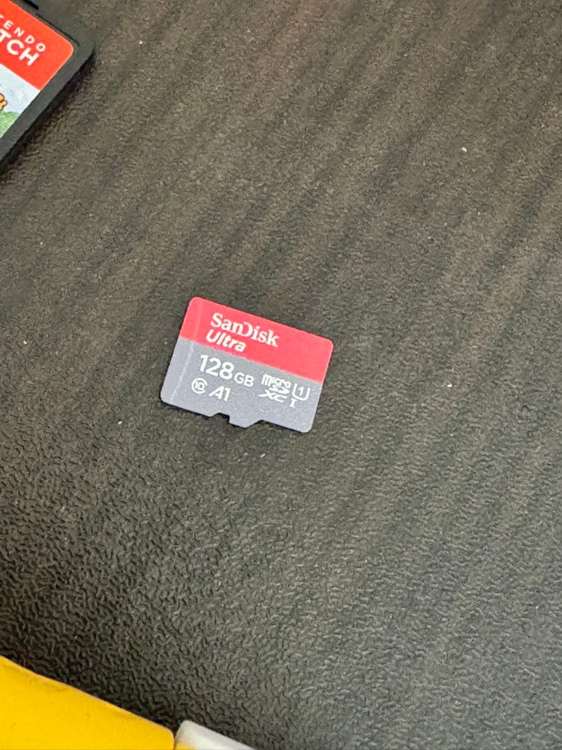 ロンジー　Switch Lite イエロー本体SDカードソフト