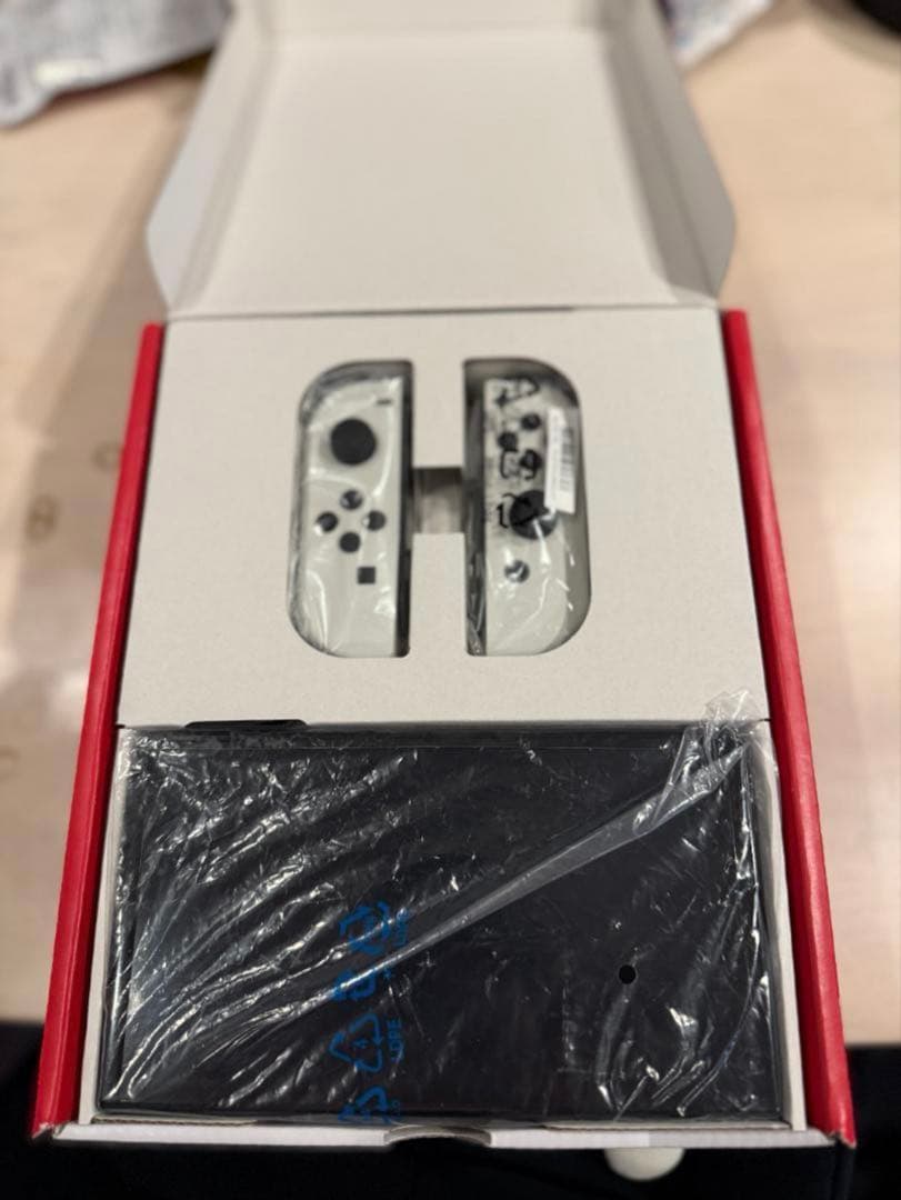 【値下げ交渉ぜひ】Nintendo Switch 有機ELモデル ホワイト