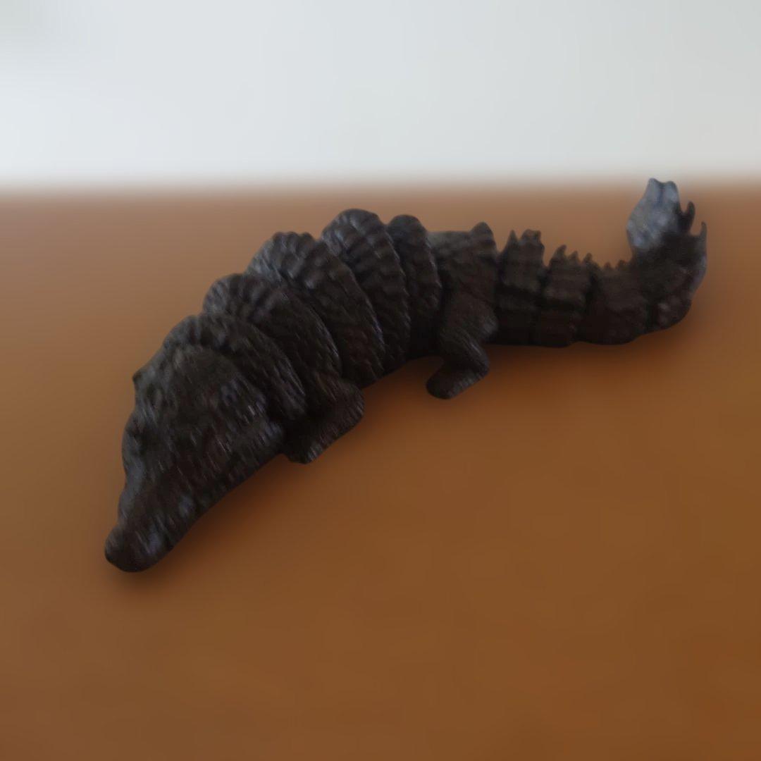 銅製　鰐　自在　在銘