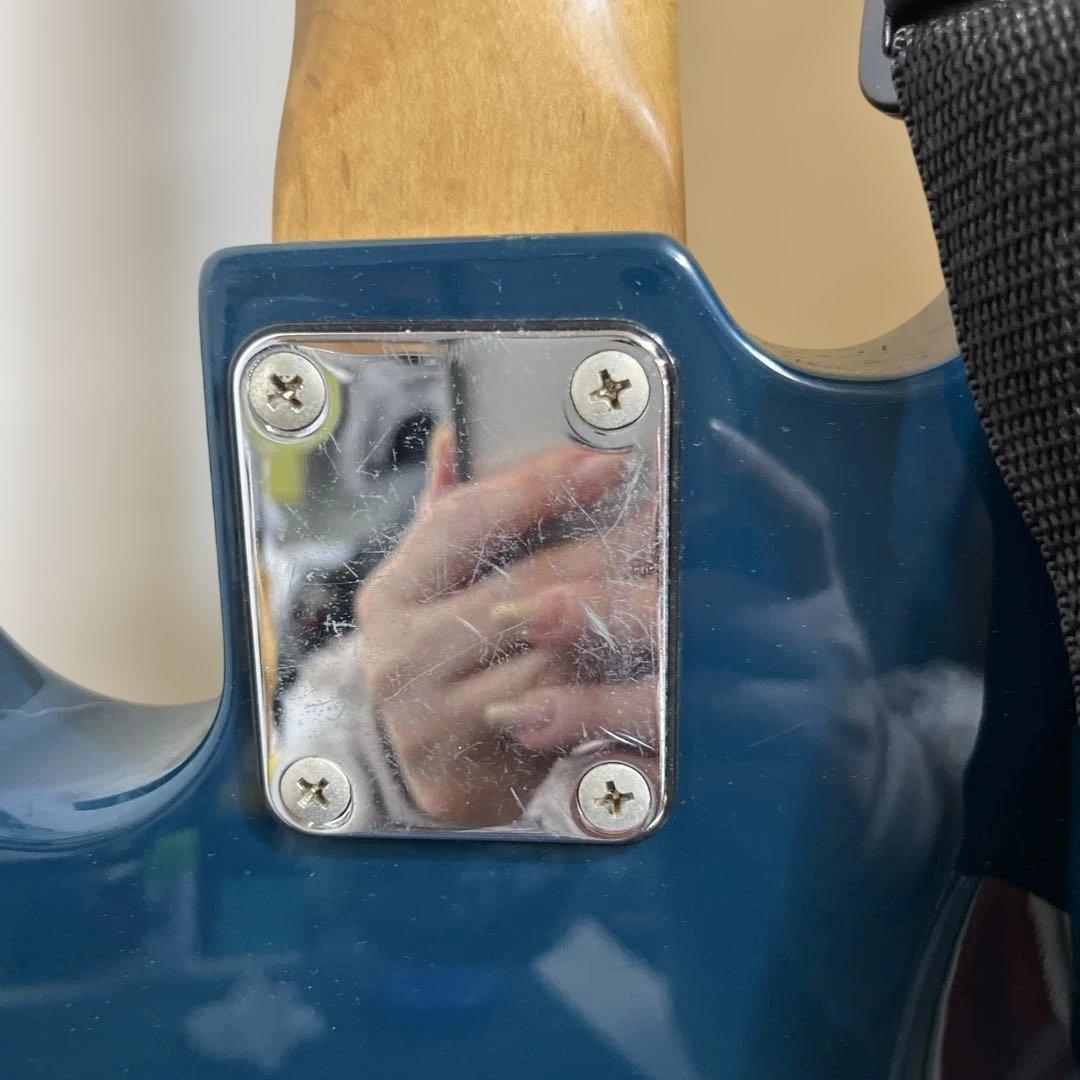 Brian by bacchus ギター ブルー