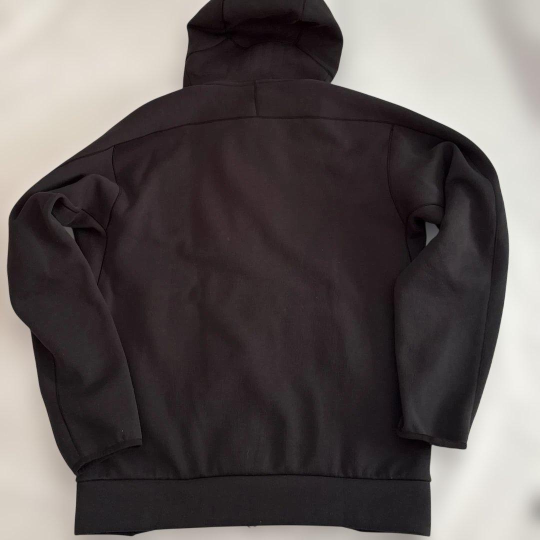 アディダス　Z.N.E. 上下　セットアップ　完売品　訳あり　最近のモデル