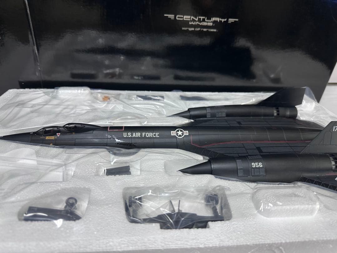 センチュリーウィングス 1/72 SR-71 ブラックバード 米空軍