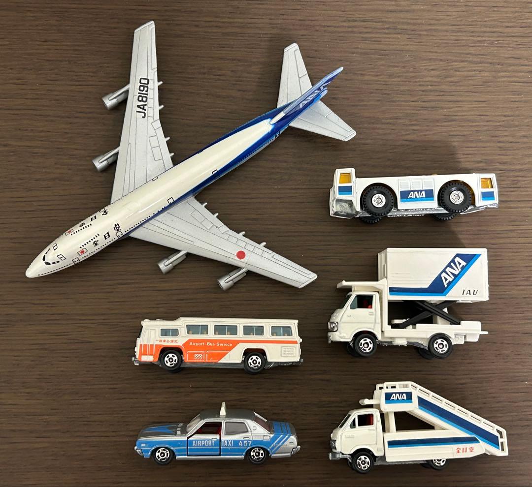 トミカ ANA 新空港セット セドリック空港タクシー