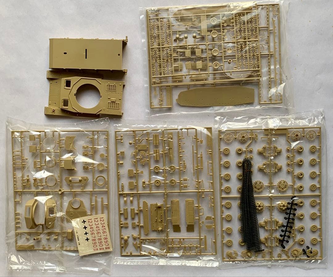 タミヤ ドイツ戦車/装甲車 旧MMシリーズ 第一世代プラモデル 4両セット