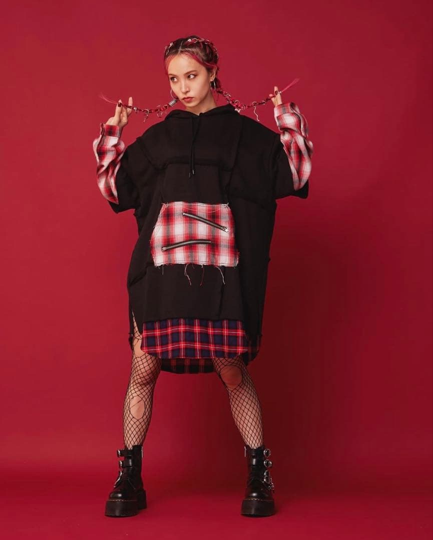 LiSA × Candy Stripper コラボ チェック パーカー