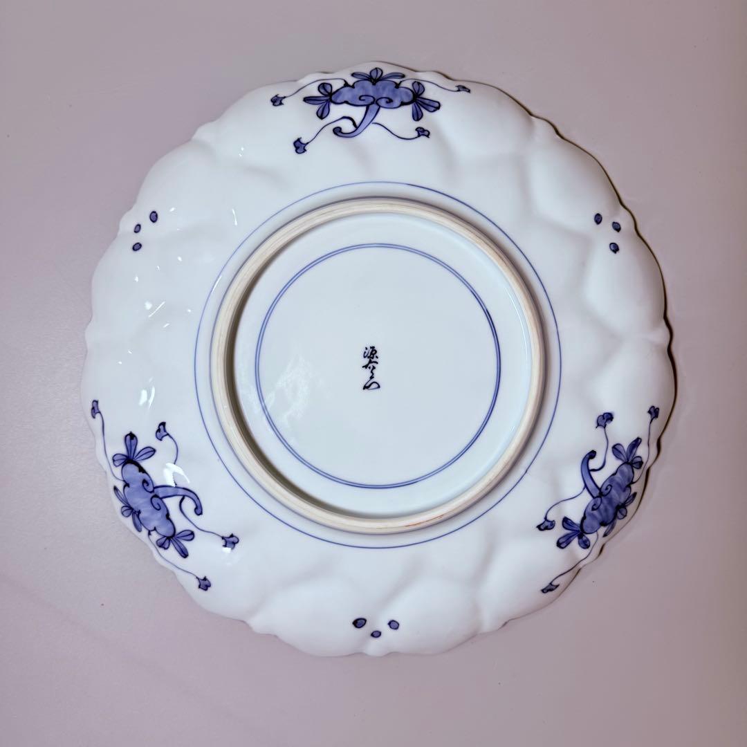 肥前南河原源右衛門　作　染付草花文　皿　源右衛門窯　直径30㎝　尺皿　本物