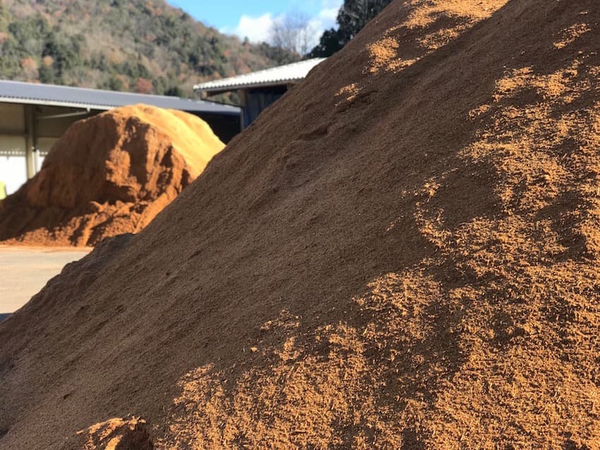 高性能・高品質　BREED菌糸ブロック　3500cc　8個