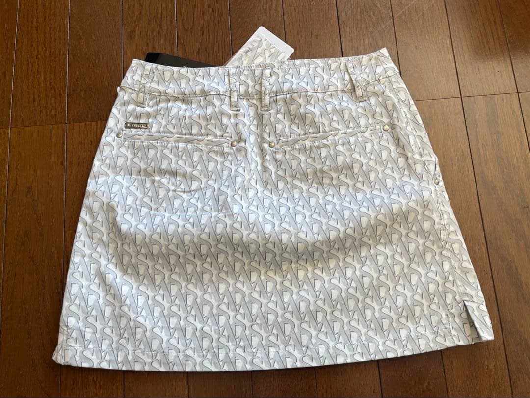 セントアンドリュース　ゴルフスカート　新品未使用　タグ付き
