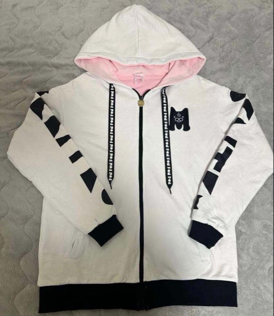 さくらみこ 活動4周年記念グッズ　ホロライブ パーカー