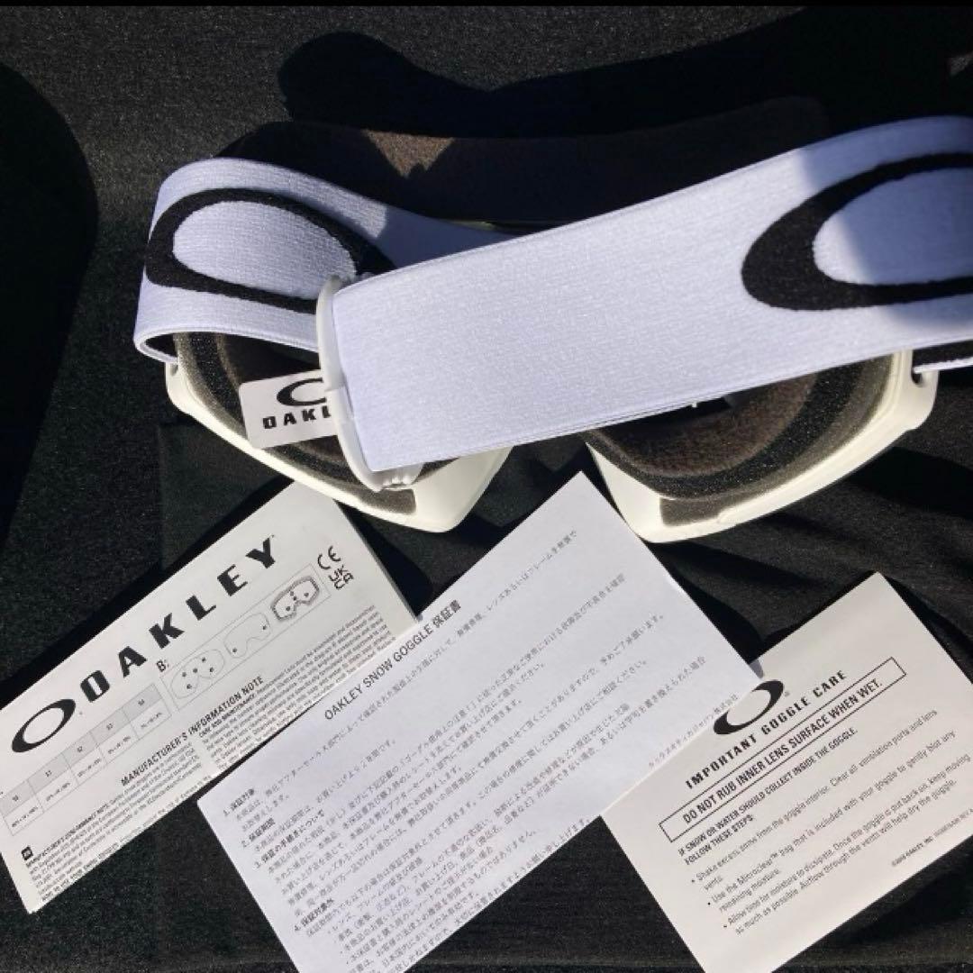 新品未使用　オークリースノーゴーグル　　フォールラインM　オークリーゴーグル