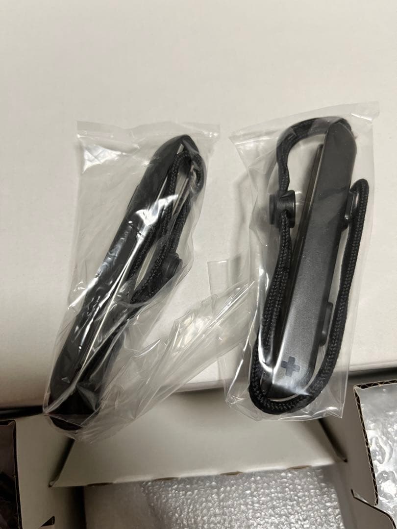 【美品】2020年製 Nintendo Switch 本体 &キャリーケース