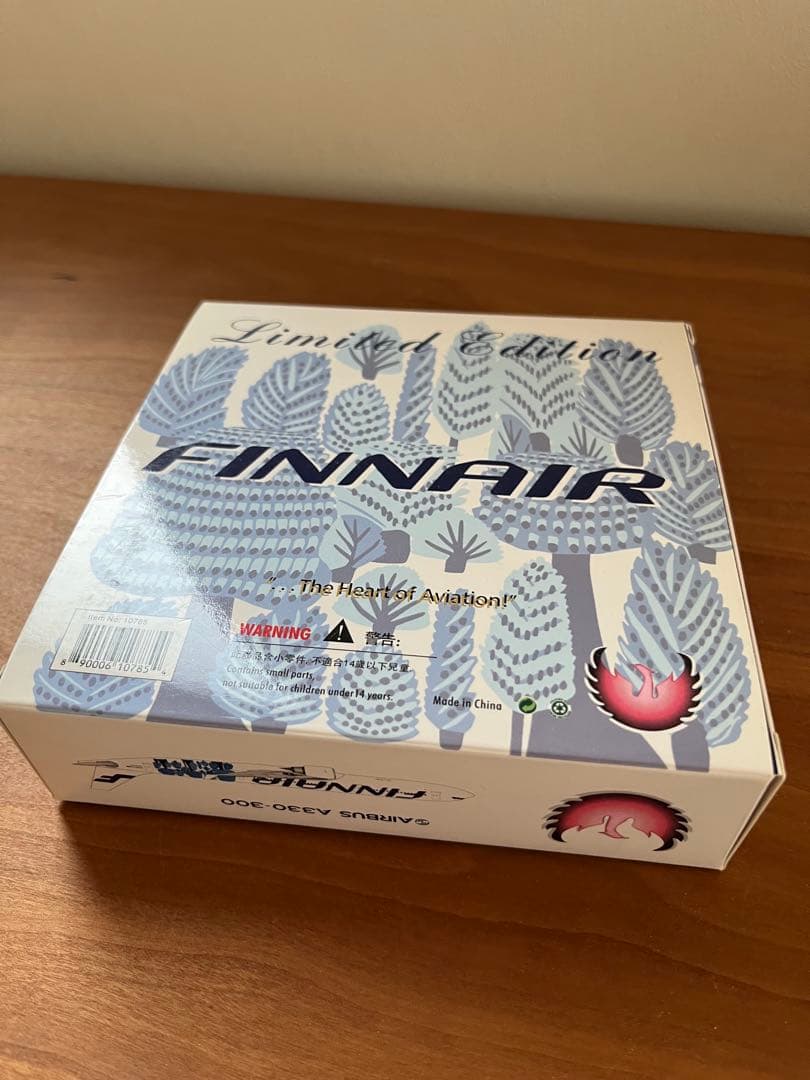 FINNAIR Airbus A330-300 1:400 スケール